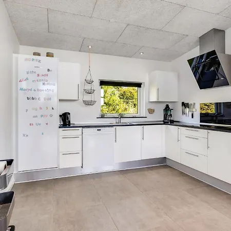 Four-bedroom Haderslev With A Hot Tub 01 * Haderslev